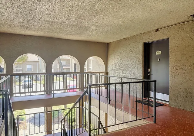 2nd image of 305 Wymore Rd #205, Altamonte Springs, FL 32714 | MLS# O6427137