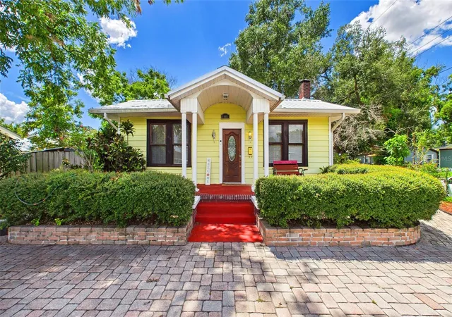 Photo 1 of Single family home for sale at 6408 N Highland Ave, Tampa, FL 33604 | MLS# TB8531511 | Listing updated on 2026-08-27