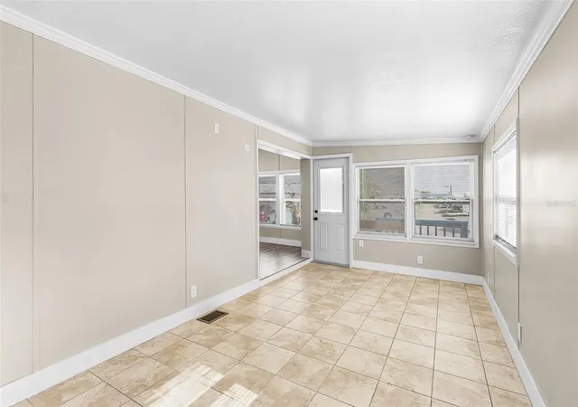 5th image of 1475 Flamingo Dr #385, Englewood, FL 34224 | MLS# O6427145