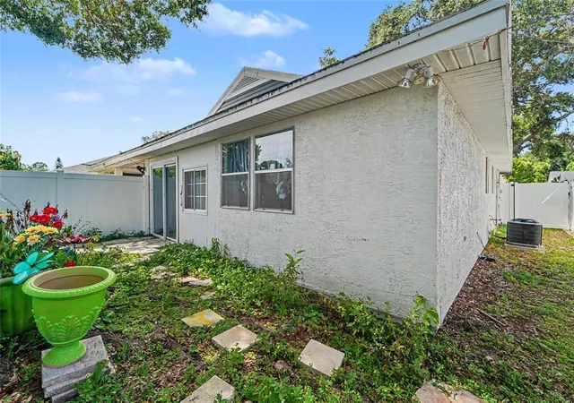 27th image of 3174 Phlox Dr, Palm Harbor, FL 34684 | MLS# TB8531522