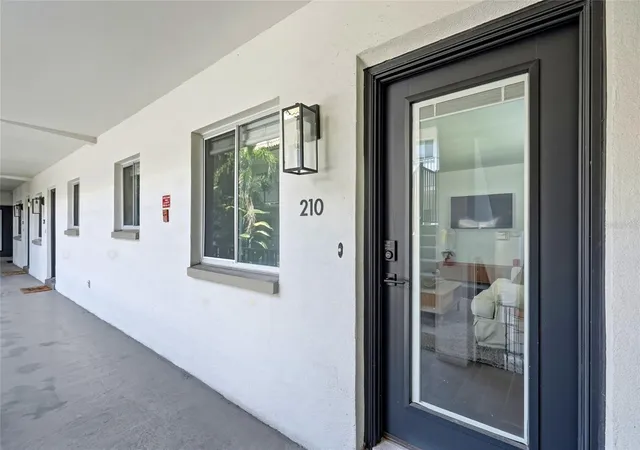 Photo 3 of Condo for sale at 125 5th Avenue Ne #210, Saint Petersburg, FL 33701 | MLS# TB8531526 | Listing updated on 2026-08-23
