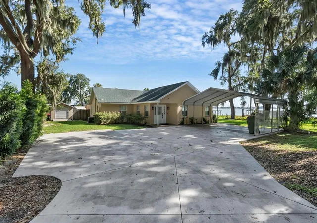 5th image of 606 N Shore Dr, Leesburg, FL 34748 | MLS# G5115395