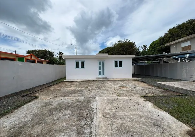 Photo 2 of Single family home for sale at 386 Hebreos, Loiza, PR 00772 | MLS# PR9122910 | Listing updated on 2026-09-06