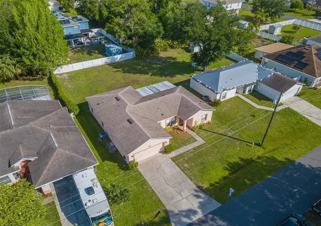 Photo 3 of Single family home for sale at 7 Tamiami Way, Kissimmee, FL 34758 | MLS# O6427164 | Listing updated on 2026-10-03