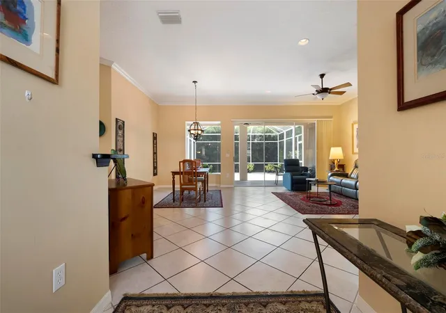 Photo 4 of Single family home for sale at 6852 Sagebrush Cir, Sarasota, FL 34243 | MLS# O6427168 | Listing updated on 2026-09-20