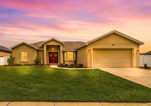 2nd image of 708 Tower Grove Dr, Plant City, FL 33567 | MLS# TB8531559