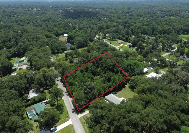 2nd image of 1820 Carr St, Deland, FL 32720 | MLS# V4950328