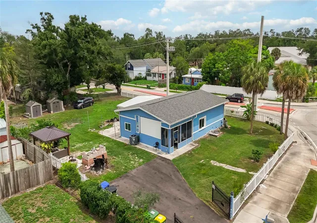 Photo 1 of Single family home for sale at 3706 Old Bradenton Rd, Sarasota, FL 34234 | MLS# A4700718 | Listing updated on 2026-08-22