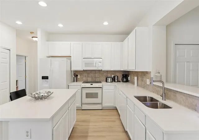 Photo 2 of Single family home for sale at 334 Orange Cosmos Blvd, Davenport, FL 33837 | MLS# O6427193 | Listing updated on 2026-10-12