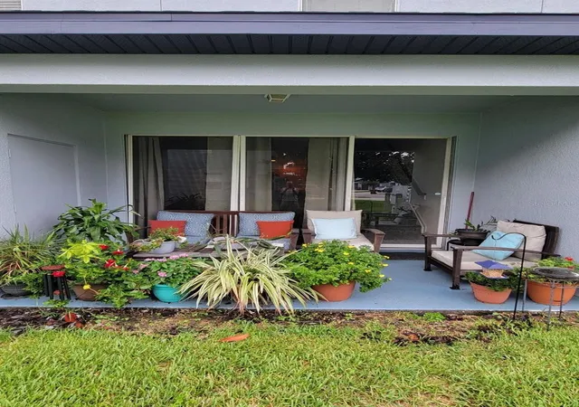 Photo 3 of Townhouse for sale at 2904 Grafton Dr, Kissimmee, FL 34741 | MLS# O6427198 | Listing updated on 2026-09-18