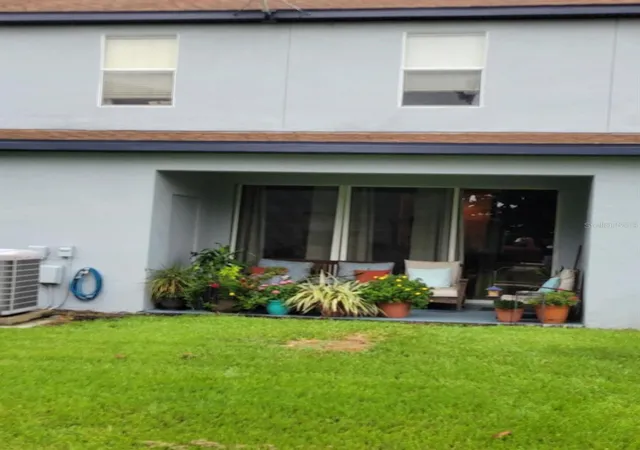Photo 4 of Townhouse for sale at 2904 Grafton Dr, Kissimmee, FL 34741 | MLS# O6427198 | Listing updated on 2026-09-18