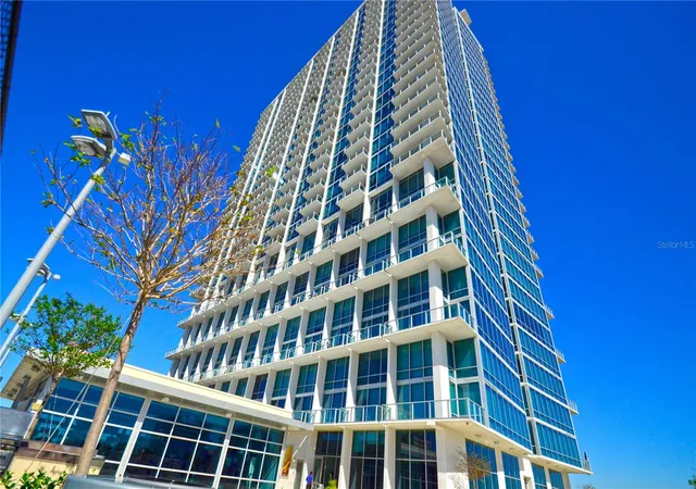 Photo 1 of Condo for sale at 150 E Robinson St #1415, Orlando, FL 32801 | MLS# O6427201 | Listing updated on 2026-07-23