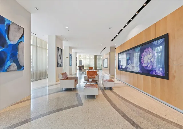 Photo 3 of Condo for sale at 150 E Robinson St #1415, Orlando, FL 32801 | MLS# O6427201 | Listing updated on 2026-07-23