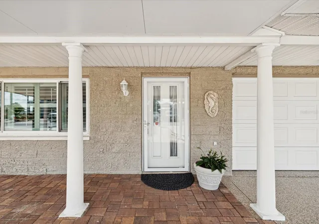 Photo 2 of Single family home for sale at 13521 Veronica Dr, Hudson, FL 34667 | MLS# W7887872 | Listing updated on 2026-08-08