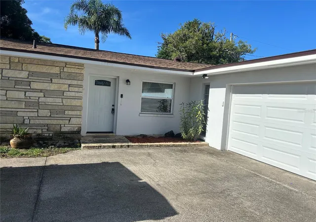 1st image of 13406 Bellewood Ave, Seminole, FL 33776 | MLS# TB8531590