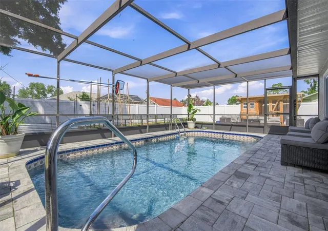 Photo 2 of Single family home for sale at 4211 Augustine Rd, Spring Hill, FL 34609 | MLS# W7887874 | Listing updated on 2026-09-02