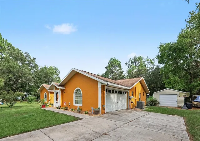 4th image of 18018 Sw 68Th Loop, Dunnellon, FL 34432 | MLS# TB8531591