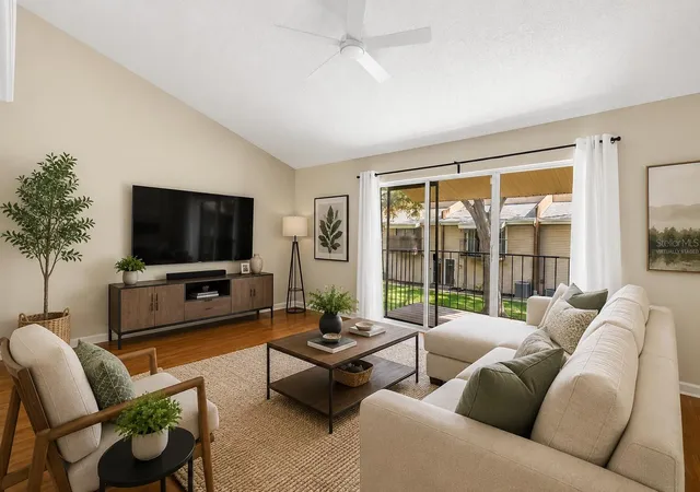 Listing Photo 4 - Condo for sale in building located at 5403 Sweetwater Ter Cir, TAMPA, FL 33634 - Unit #5403