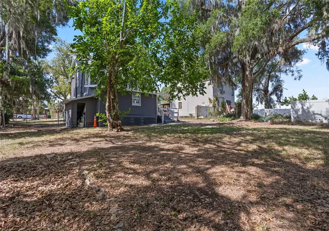 29th image of 821 E Lemon Ave, Eustis, FL 32726 | MLS# O6427228