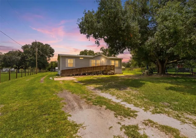 Photo 1 of Sale Pending at 2086 Nw Genes Little Acres Ave, Arcadia, FL 34266 | MLS# C7528687 | Listing updated on 2026-07-30