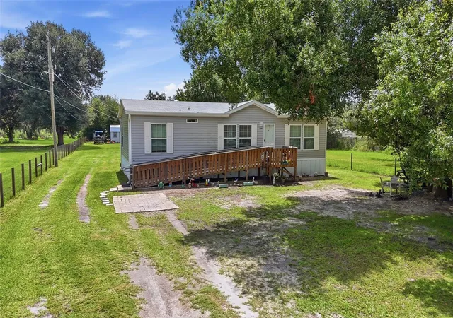 Photo 2 of Sale Pending at 2086 Nw Genes Little Acres Ave, Arcadia, FL 34266 | MLS# C7528687 | Listing updated on 2026-07-30