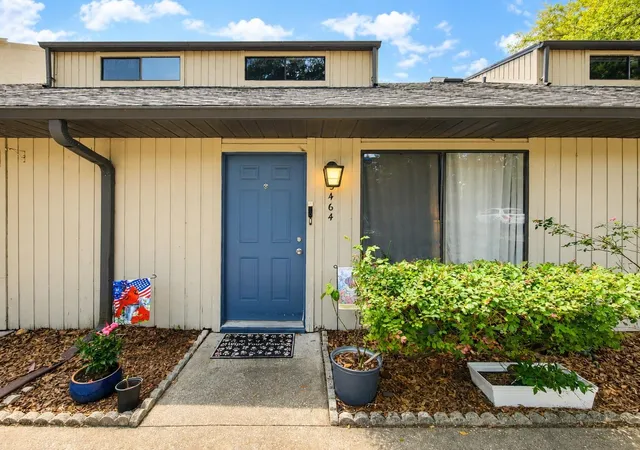 3rd image of 3464 Nw 37Th Ave, Gainesville, FL 32605 | MLS# GC542148
