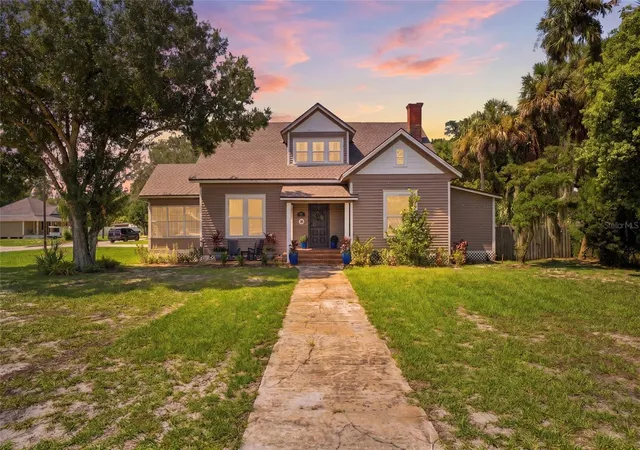 Photo 2 of Single family home for sale at 524 E Magnolia St, Arcadia, FL 34266 | MLS# C7528688 | Listing updated on 2026-08-05