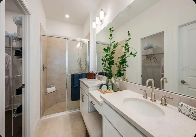 Photo 4 of House for sale at 11275 Silver Trumpet Loop, Winter Garden, FL 34787 | MLS# O6427248 | Listing updated on 2026-08-27