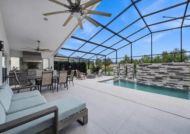 Photo 4 of Single family home for sale at 4708 Tilden Park Ct, Bradenton, FL 34211 | MLS# A4700741 | Listing updated on 2026-10-11