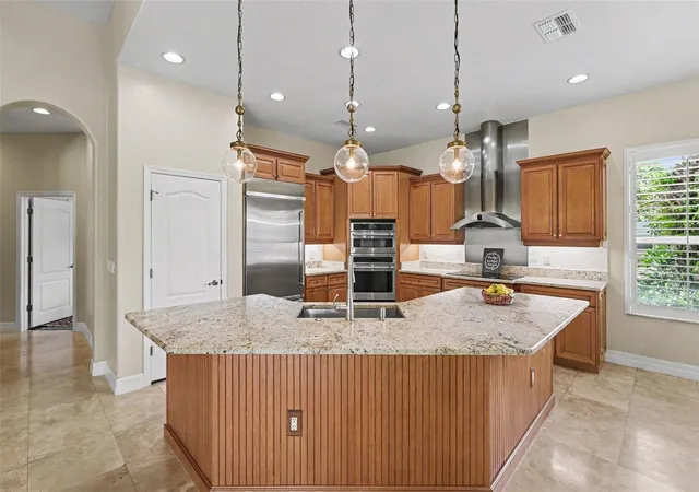 3rd image of 2912 Hampton Pl Ct, Plant City, FL 33566 | MLS# TB8531660