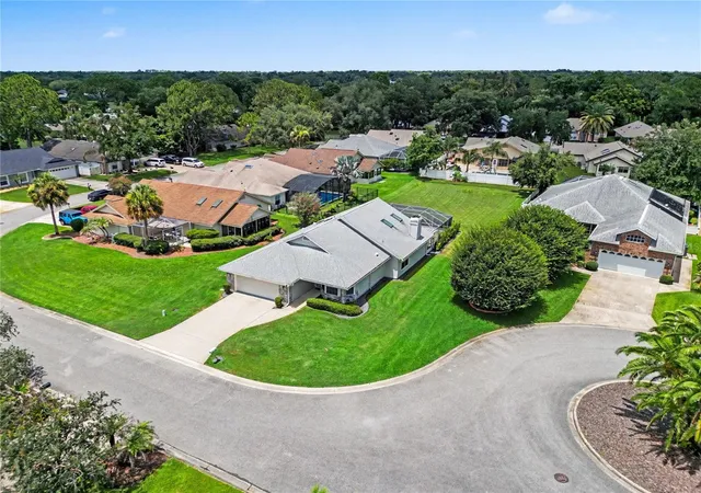 Photo 2 of Single family home for sale at 2013 Beaver Crk Dr, Port Orange, FL 32128 | MLS# O6427253 | Listing updated on 2026-08-31