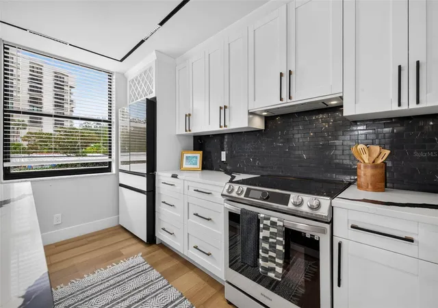 Photo 3 of Condo for sale at 100 Oakmont Ln #204, Belleair, FL 33756 | MLS# TB8531664 | Listing updated on 2026-10-10