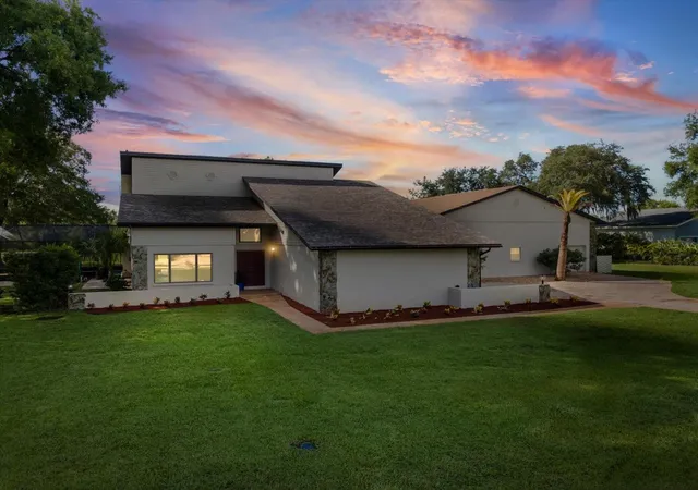 Photo 2 of Single family home for sale at 8720 Airway Blvd, New Port Richey, FL 34654 | MLS# W7887884 | Listing updated on 2026-07-25