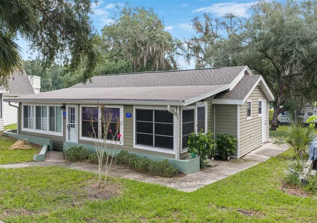 Photo 1 of Condo for sale at 10301 Us Hwy 27 #177, Clermont, FL 34711 | MLS# O6427282 | Listing updated on 2026-09-01