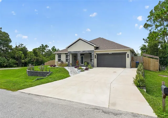 Photo 3 of Single family home for sale at 2595 Hagoplan Ln, North Port, FL 34288 | MLS# O6427295 | Listing updated on 2026-08-07