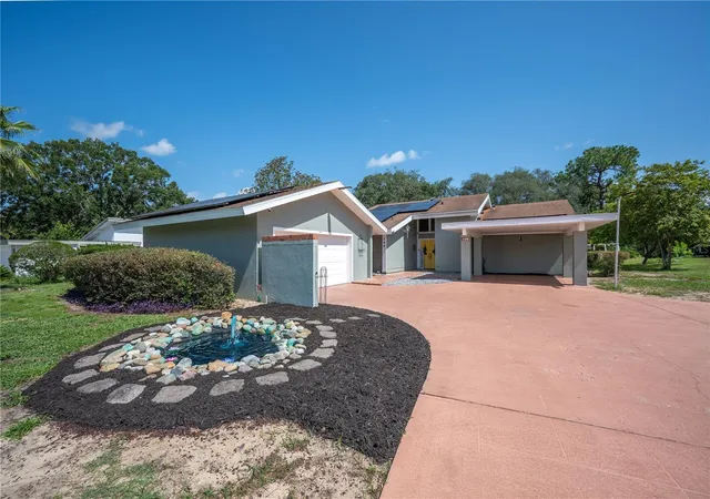 Photo 1 of Single family home for sale at 109 Arrowhead Ln, Haines City, FL 33844 | MLS# TB8531730 | Listing updated on 2026-08-22