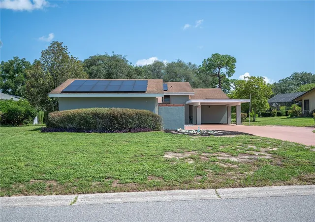 Photo 3 of Single family home for sale at 109 Arrowhead Ln, Haines City, FL 33844 | MLS# TB8531730 | Listing updated on 2026-08-22
