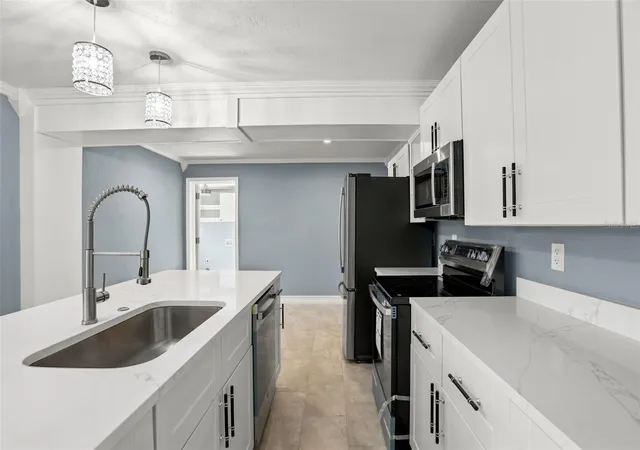 Photo 4 of Single family home for sale at 682 Durango Way, Altamonte Springs, FL 32714 | MLS# O6427308 | Listing updated on 2026-10-02