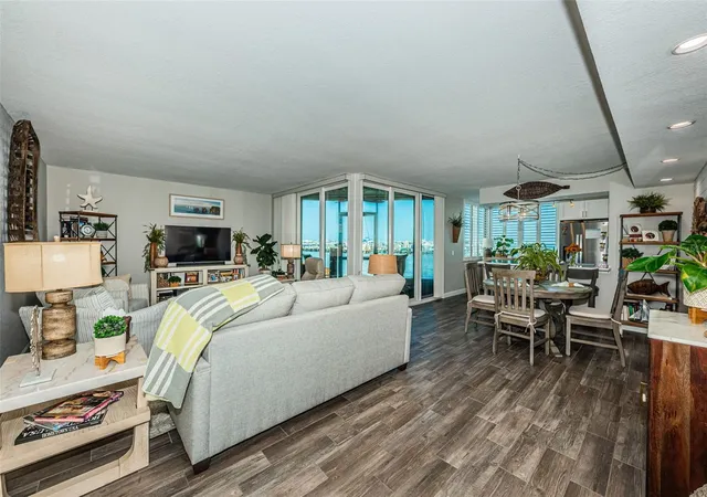 Photo 4 of Condo for sale at 5825 Puerta Del Sol Blvd S #166, Saint Petersburg, FL 33715 | MLS# TB8531736 | Listing updated on 2026-09-14