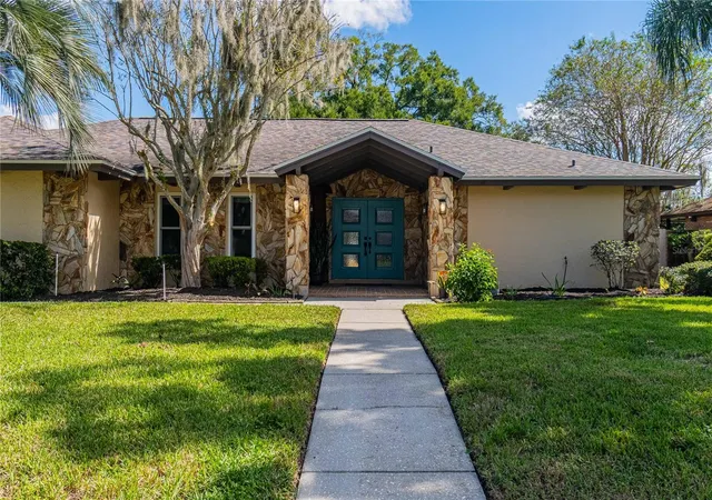 Photo 1 of Single family home for sale at 4502 Sugartree Dr W, Lakeland, FL 33813 | MLS# L4963707 | Listing updated on 2026-10-26