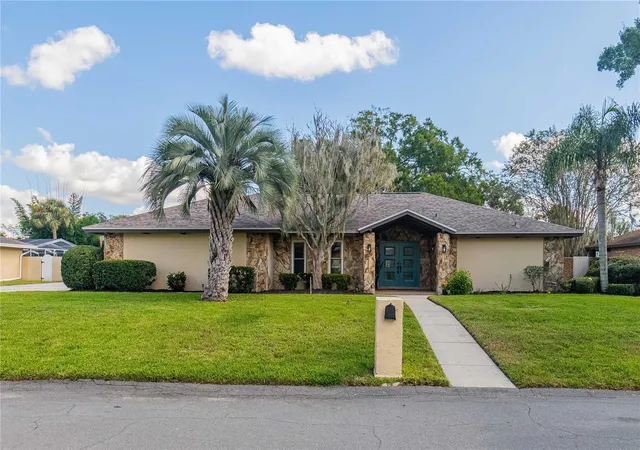 Photo 1 of Single family home for sale at 4502 Sugartree Dr W, Lakeland, FL 33813 | MLS# L4963707 | Listing updated on 2026-10-26