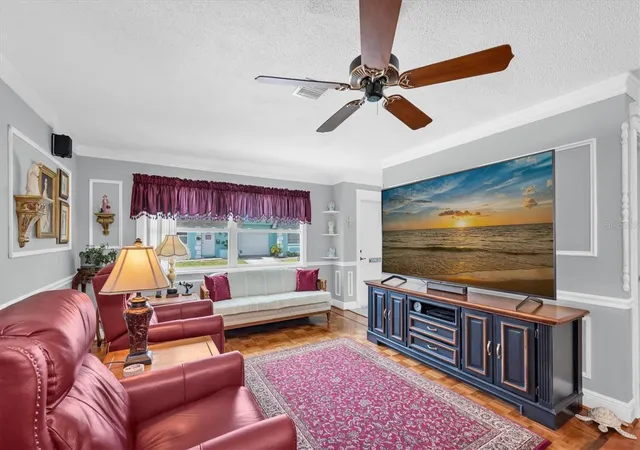 4th image of 6915 Versailles N, Pinellas Park, FL 33781 | MLS# TB8531748