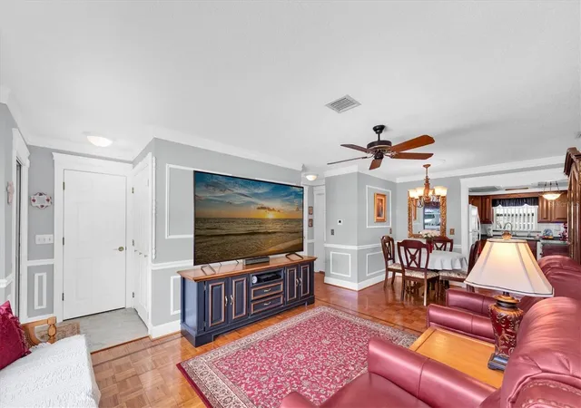 5th image of 6915 Versailles N, Pinellas Park, FL 33781 | MLS# TB8531748