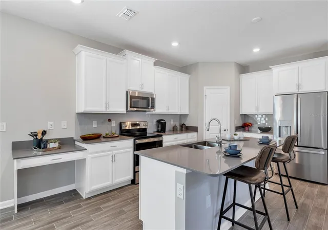 Photo 2 of Sale Pending at 6032 Meditation Dr, Clermont, FL 34714 | MLS# O6427328 | Listing updated on 2026-08-14