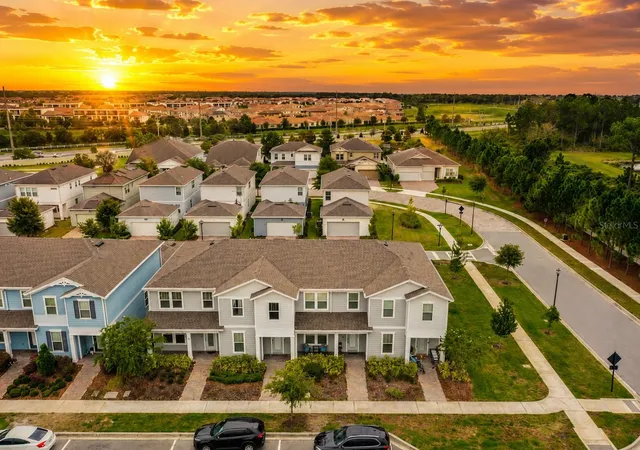 Photo 2 of Townhouse for sale at 14557 Orchid Is Dr, Orlando, FL 32827 | MLS# S5154217 | Listing updated on 2026-09-14