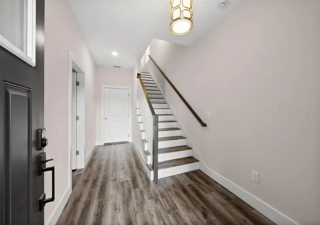 Photo 3 of Townhouse for sale at 3122 W Azeele St #3, Tampa, FL 33609 | MLS# TB8531761 | Listing updated on 2026-07-30