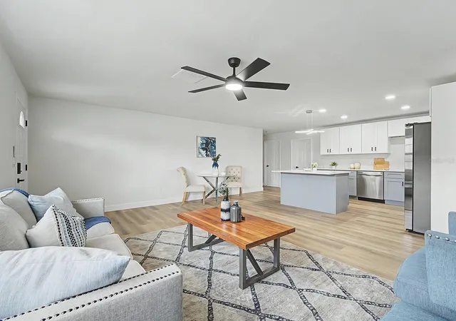 4th image of 1354 Rosery Rd Ne, Largo, FL 33770 | MLS# TB8531762