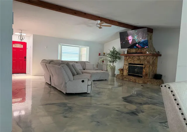 Photo 3 of Single family home for sale at 325 Gulfport Ln, Spring Hill, FL 34608 | MLS# TB8531764 | Listing updated on 2026-07-24