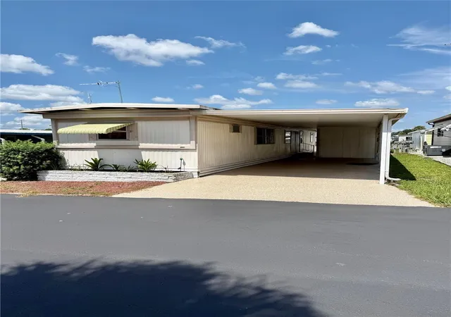 Photo 3 of Manufactured home for sale at 7103 El Meyers St, Zephyrhills, FL 33541 | MLS# TB8531779 | Listing updated on 2026-08-13