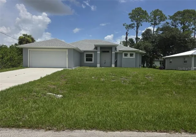 3rd image of 3852 Hopevale St, Fort Myers, FL 33905 | MLS# A4700775